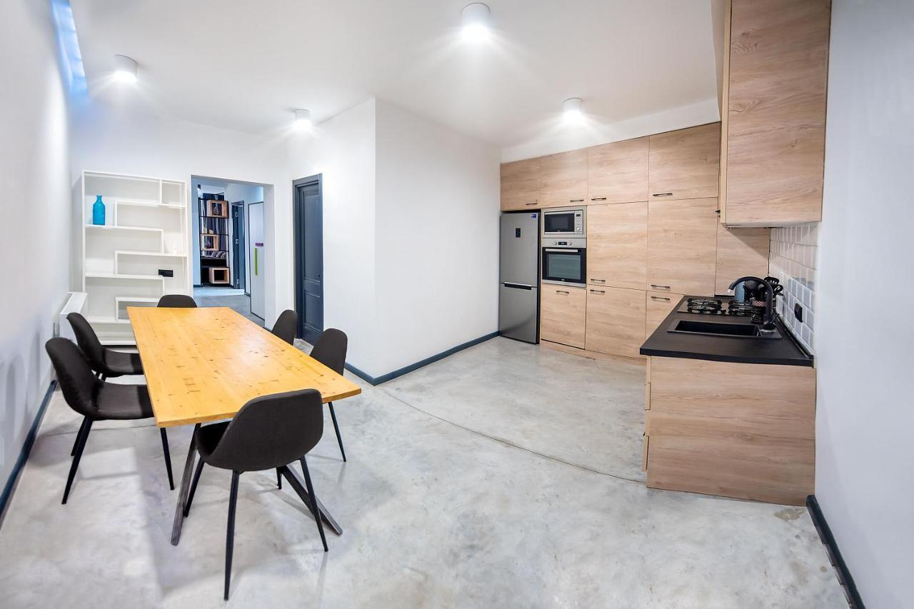 Hb Apartments Amaghleba Tbilisi Bagian luar foto