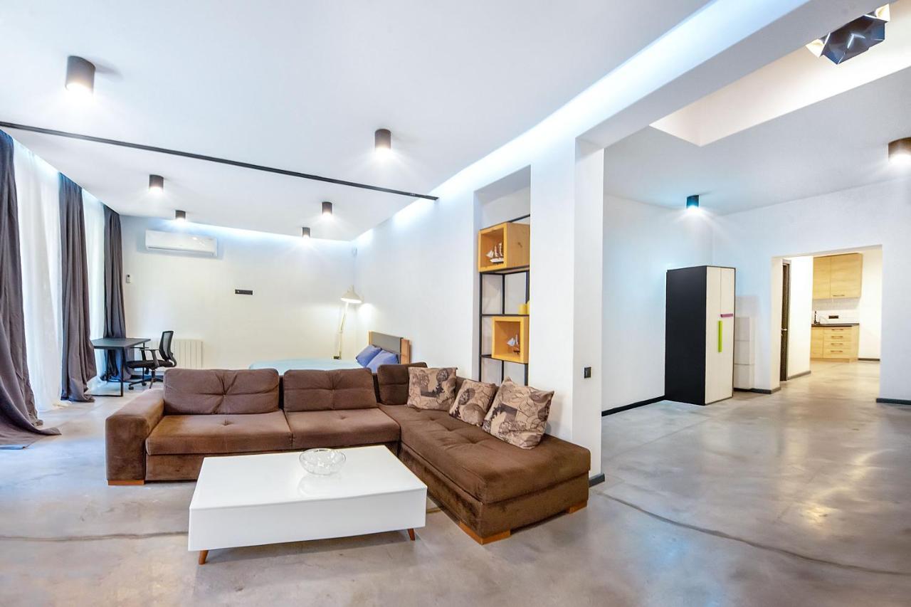 Hb Apartments Amaghleba Tbilisi Bagian luar foto
